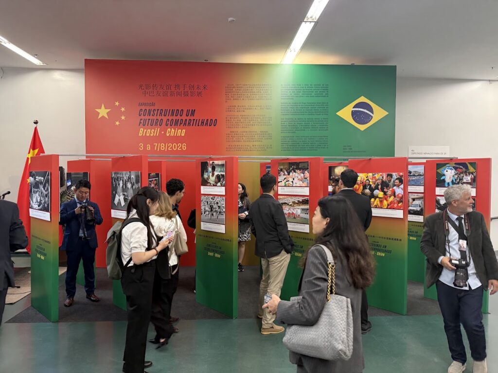 Exposição Construindo um Futuro Compartilhado Brasil–China na Câmara dos Deputados