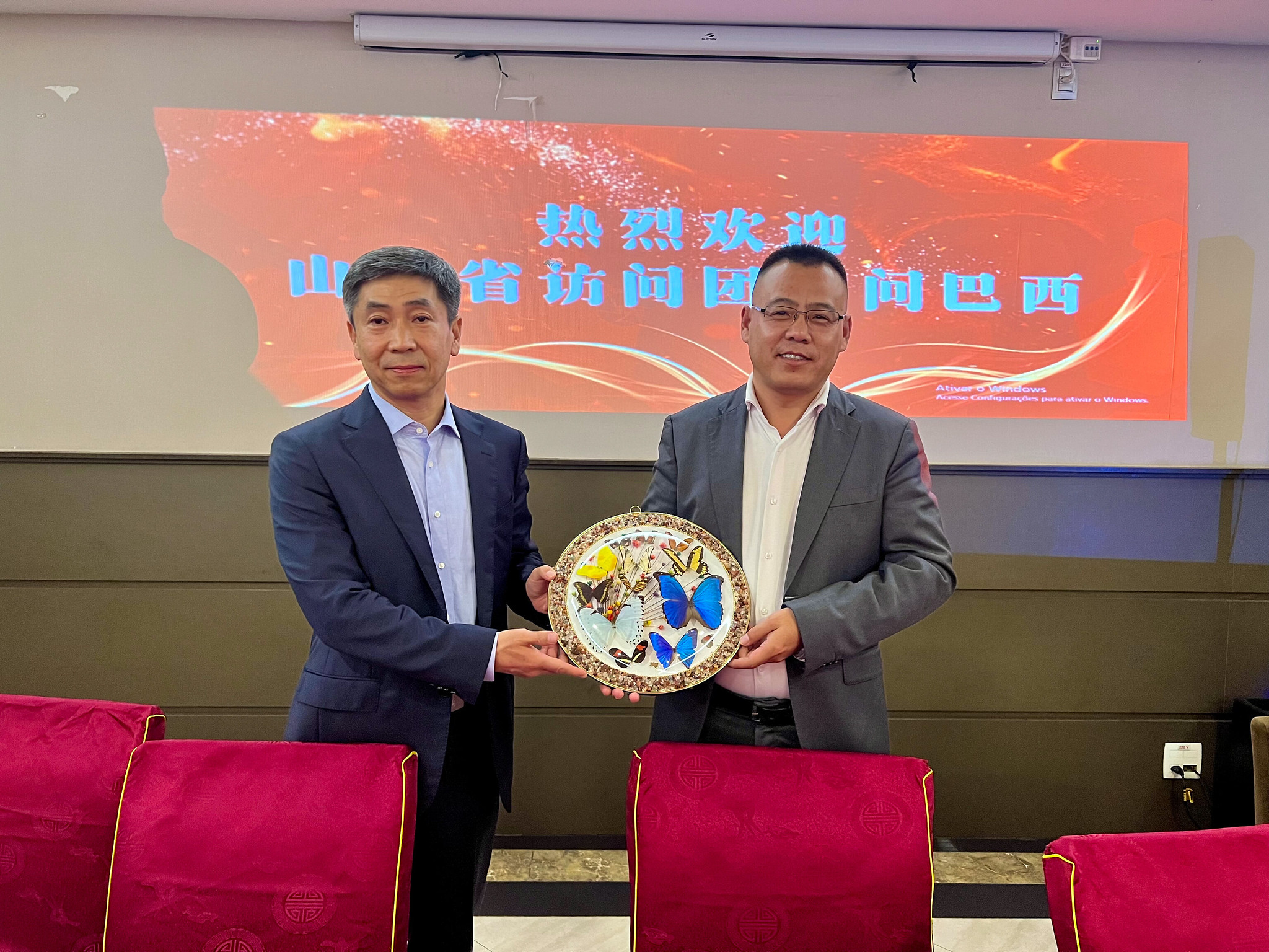 Visita da Delegação de Shandong à Powerchina