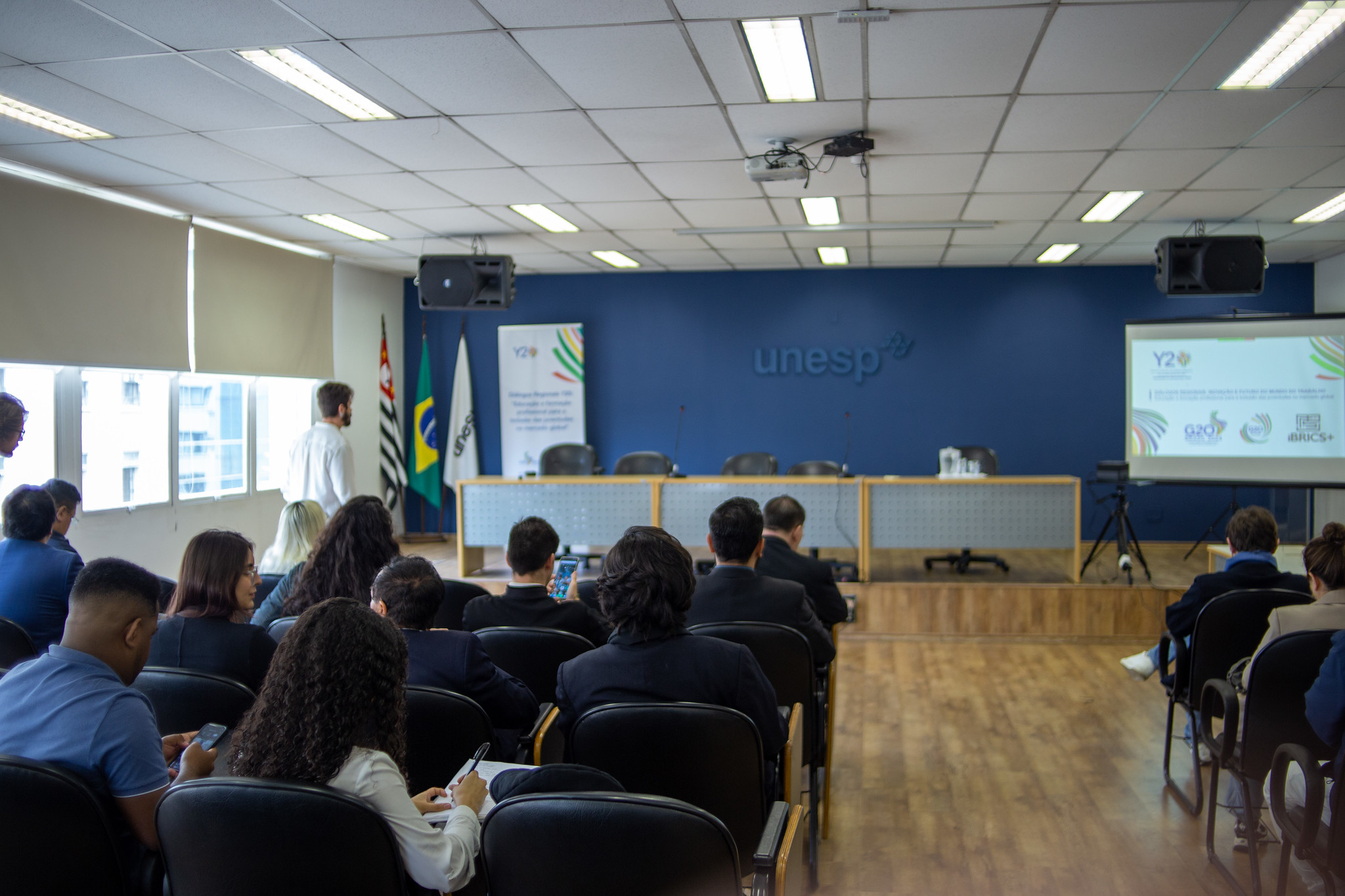 Diálogos Regionais Y20: Inovação e Futuro do Mundo do Trabalho